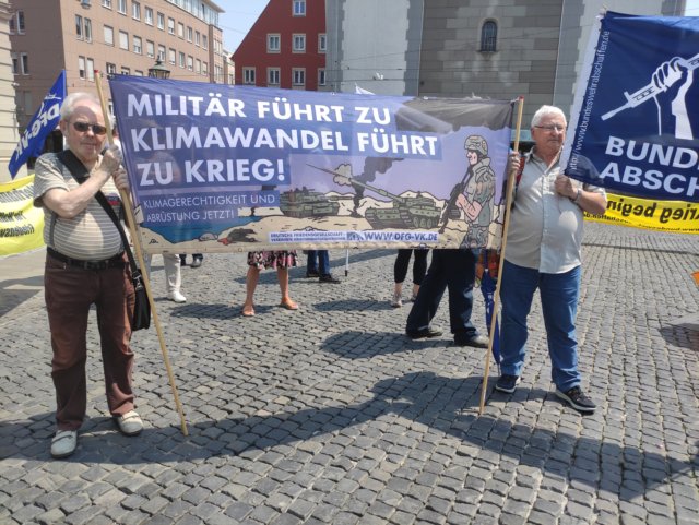 Friedensmahnwache-Augsburg-DFG.VK-Banner